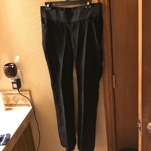 Old navy maternity slacks