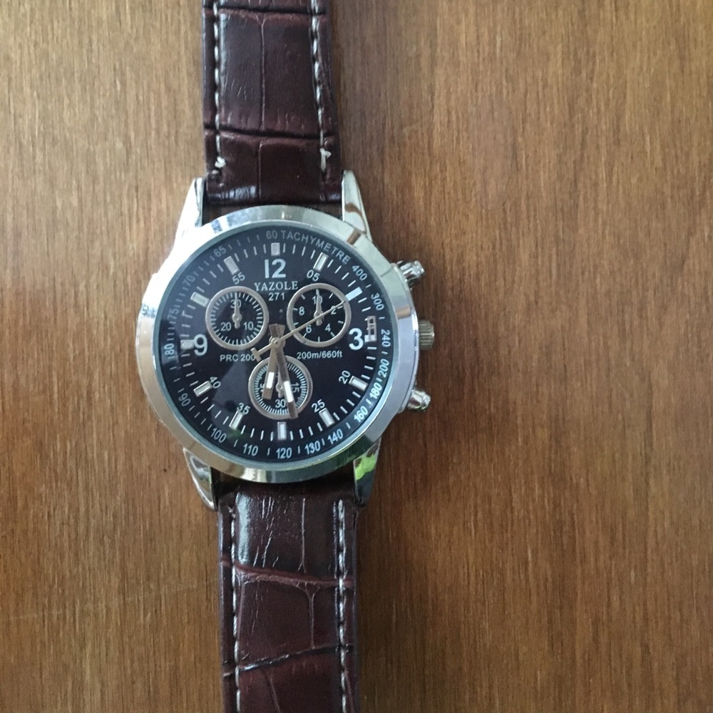 Yazole watch