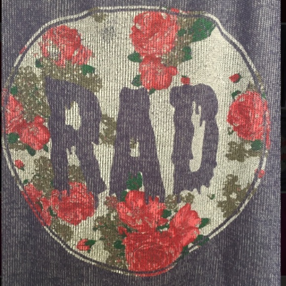 "RAD" LONG- SLEEVE TOP - Picture 2 of 4