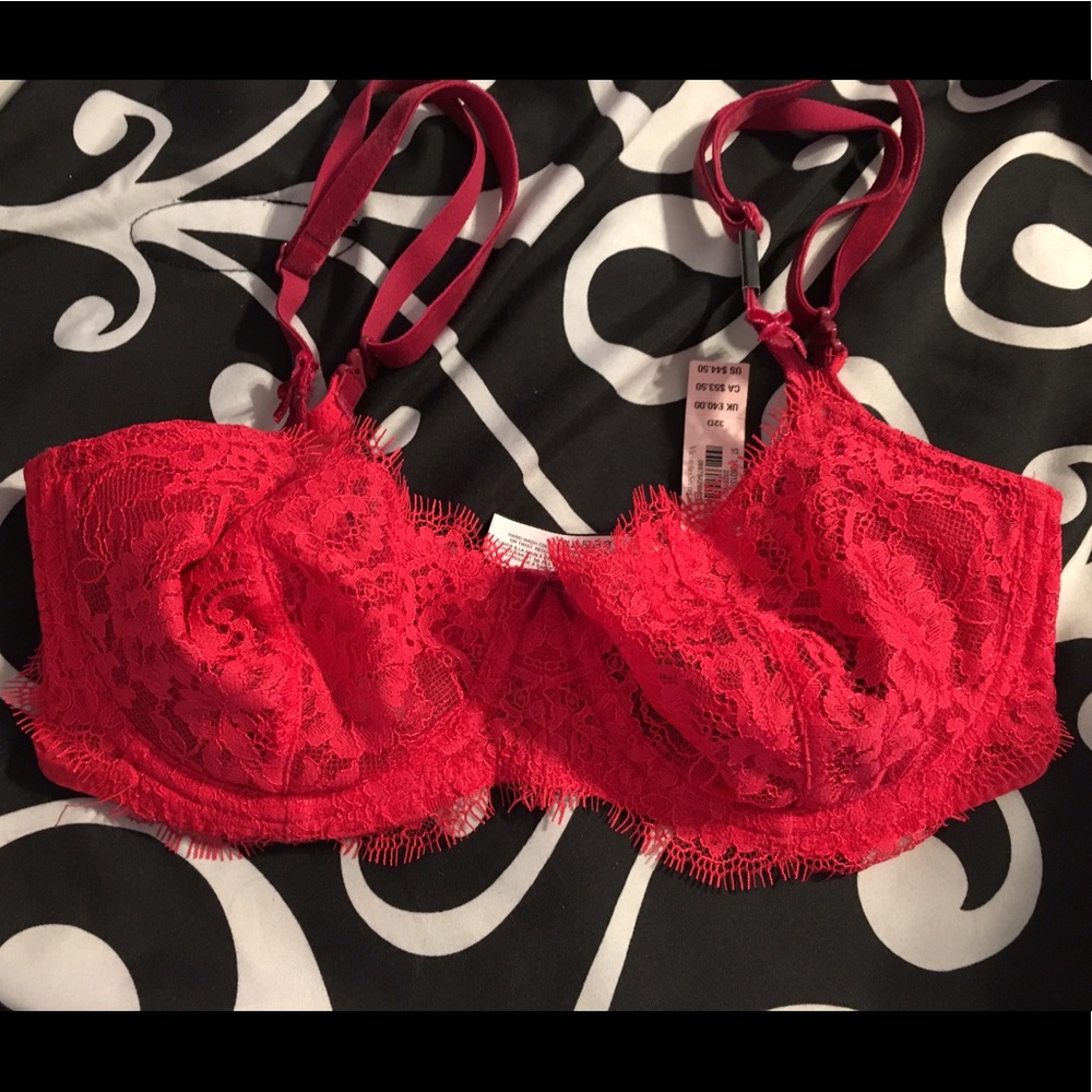 Victoria's Secret "beautiful" bra