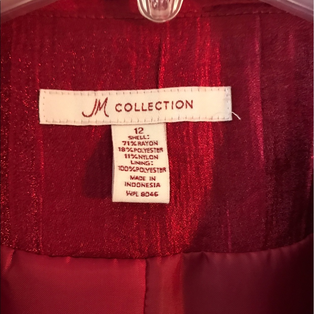 JM Collection red blazer. - Picture 2 of 3