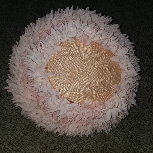 Decorative Peach Hat - Picture 2 of 3