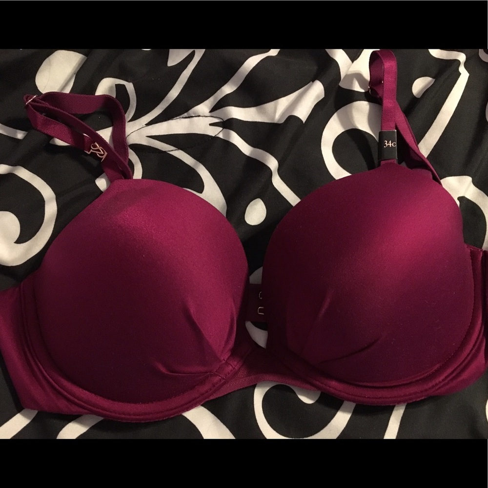 Victoria's Secret "Fabulous" push up bra