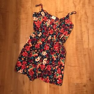 Everly Floral Romper Small