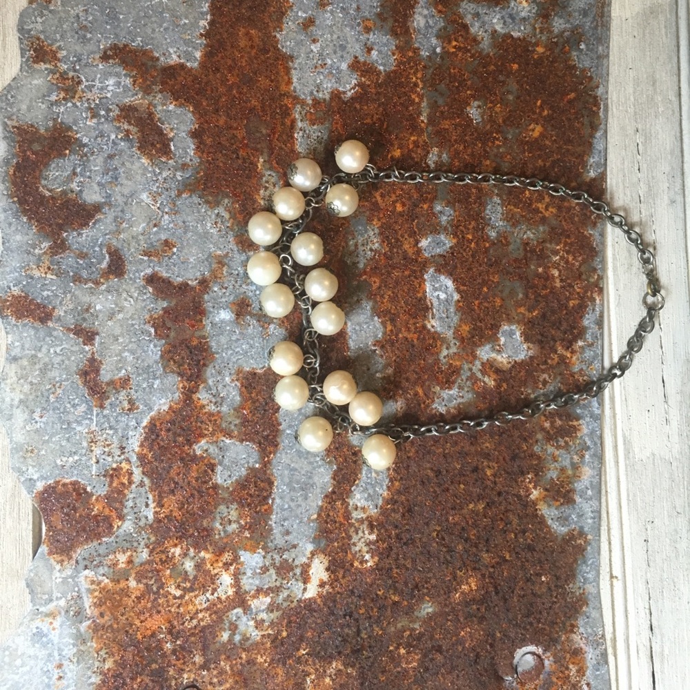 Vintage pearl choker