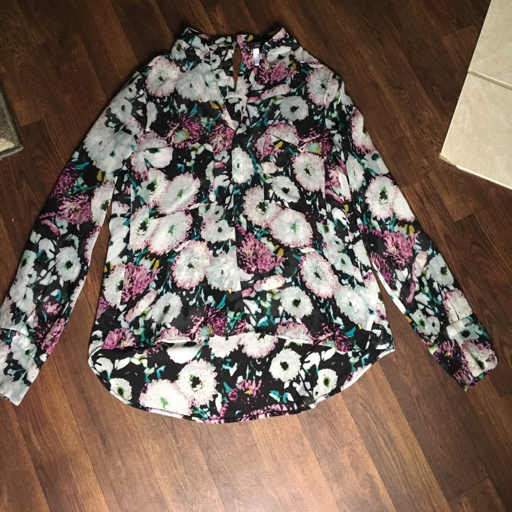 Bcbgmaxazria floral blouse