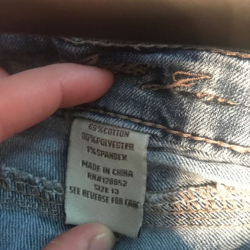 Shorts - Picture 3 of 3