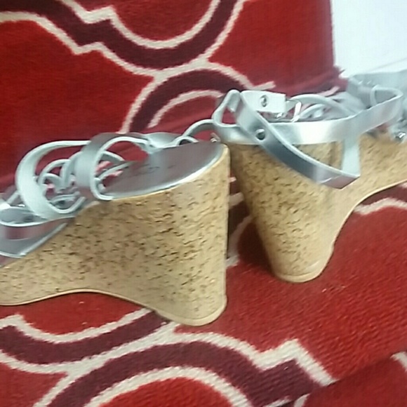 Shoes - Picture 3 of 3