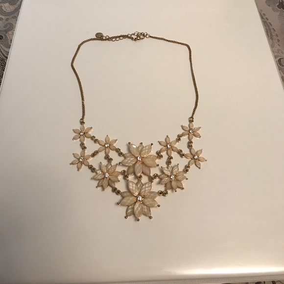 Floral necklace bundle! 💕🌸🌼 - Picture 2 of 2