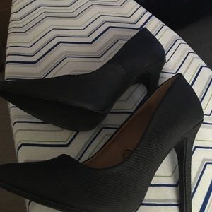 Black Pointed Toe Heels