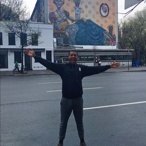 Meet your Posher, Dwight