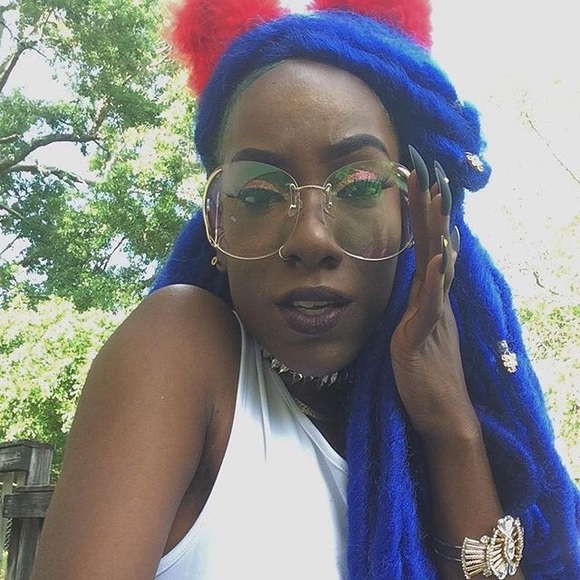 ❌SOLD❌Clear Shades - Picture 2 of 2