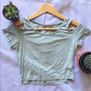 peekaboo shoulder crop top