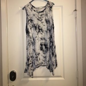 Black/white tie dye dress