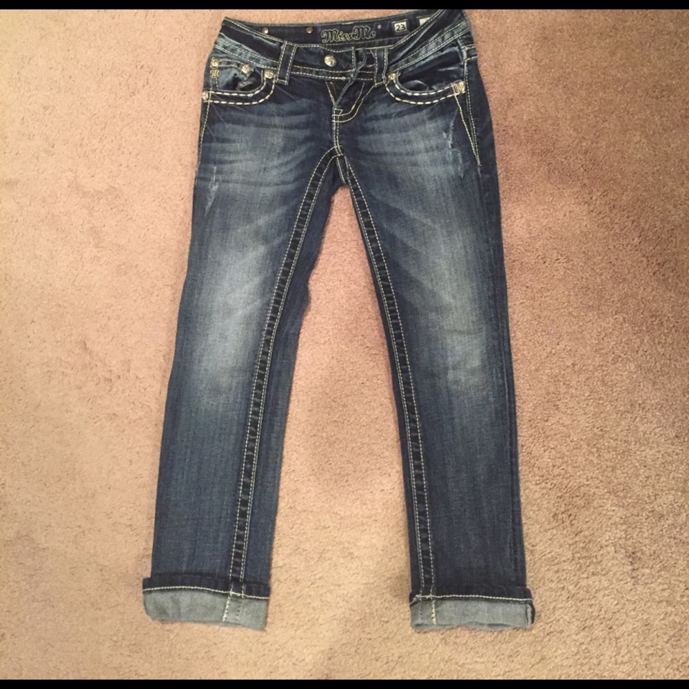Capris!