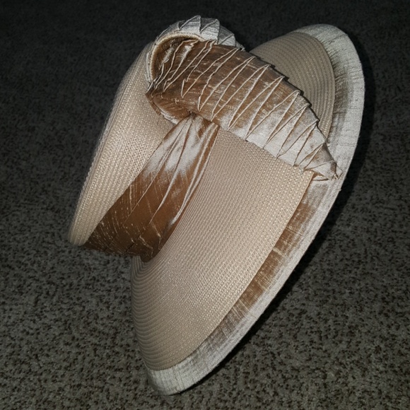 Wide Brim Tan Hat
