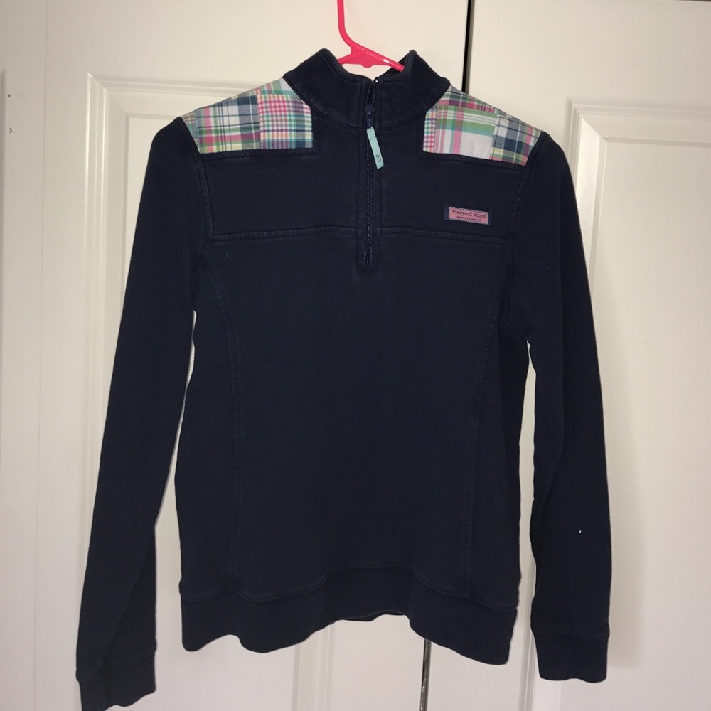 Vineyard vines