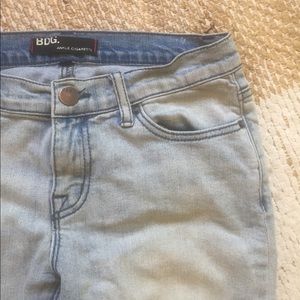 BDG cigarette distressed light wash jeans