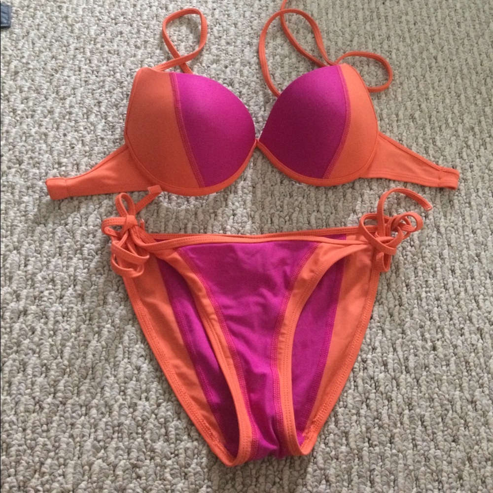 Body glove criss cross back