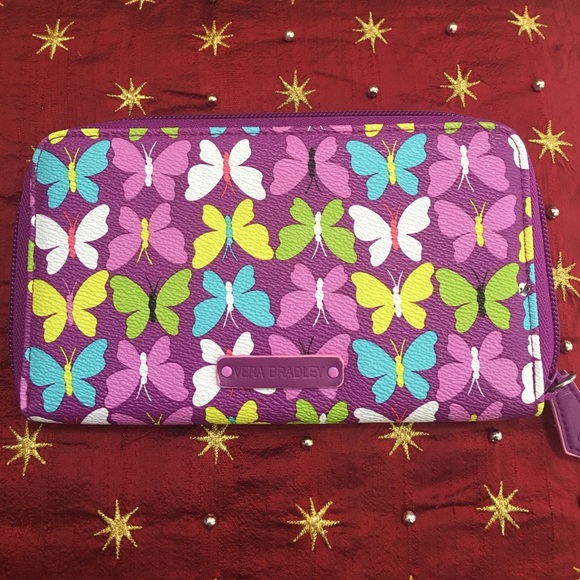 Vera Bradley Handbags - Vera Bradley leather wallet