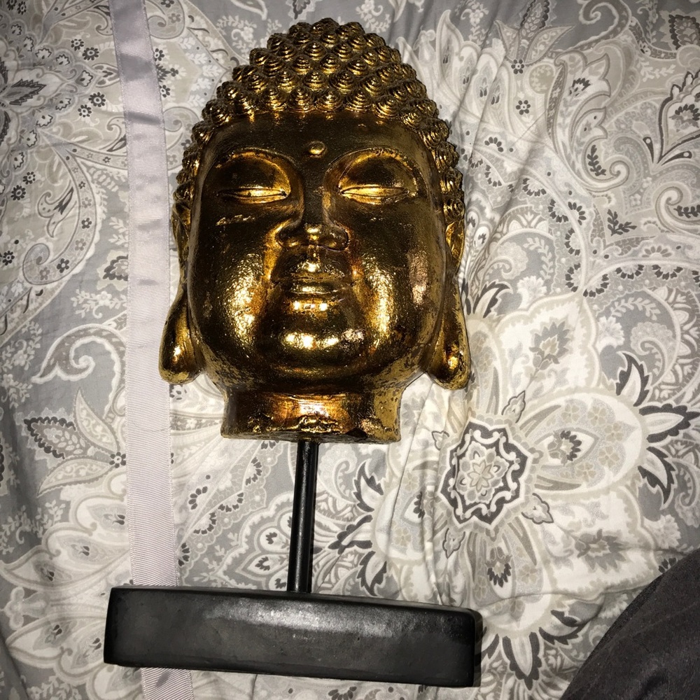 Gold Buddha head table decoration