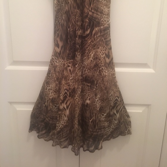 Dress - Picture 3 of 8