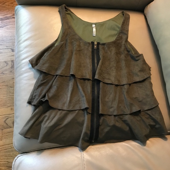 Suede layered tank top - Picture 1 of 4