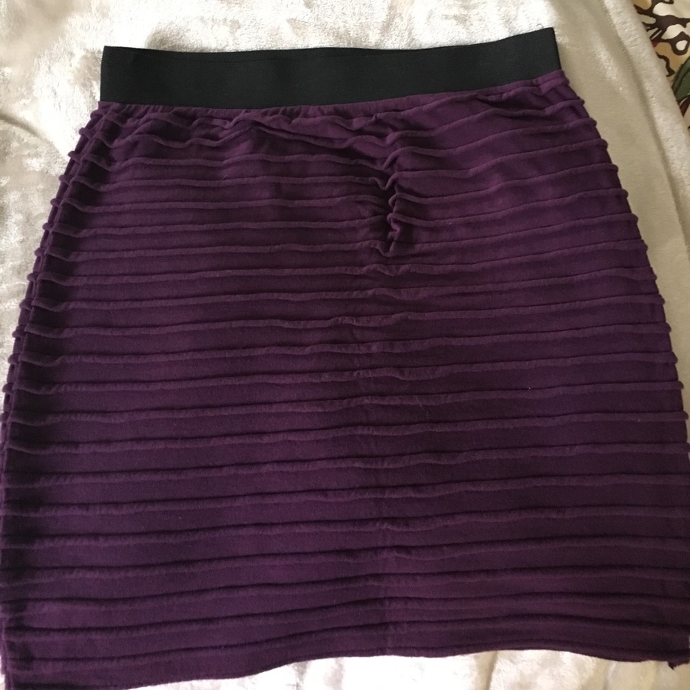Purple bodycon skirt