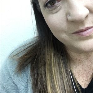 Meet your Posher, Liz