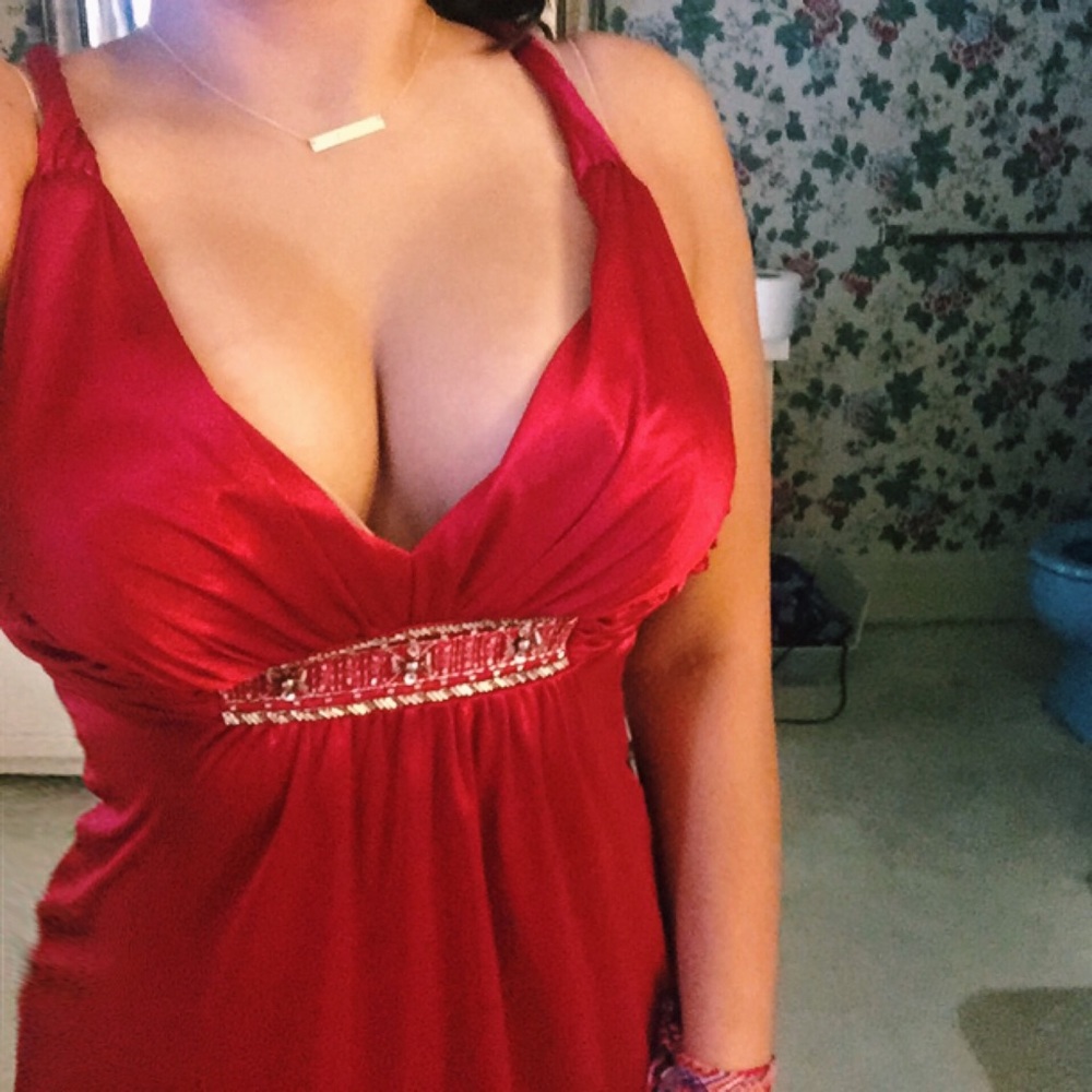 Red party dress
