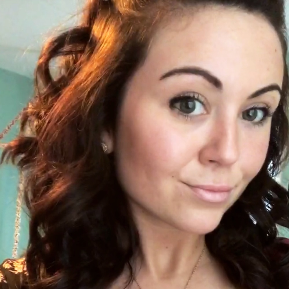 Meet your Posher, Bridgete