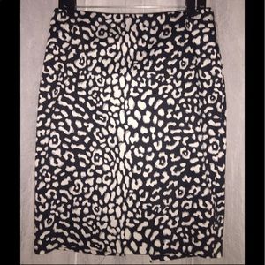 Gorgeous WHBM animal print skirt