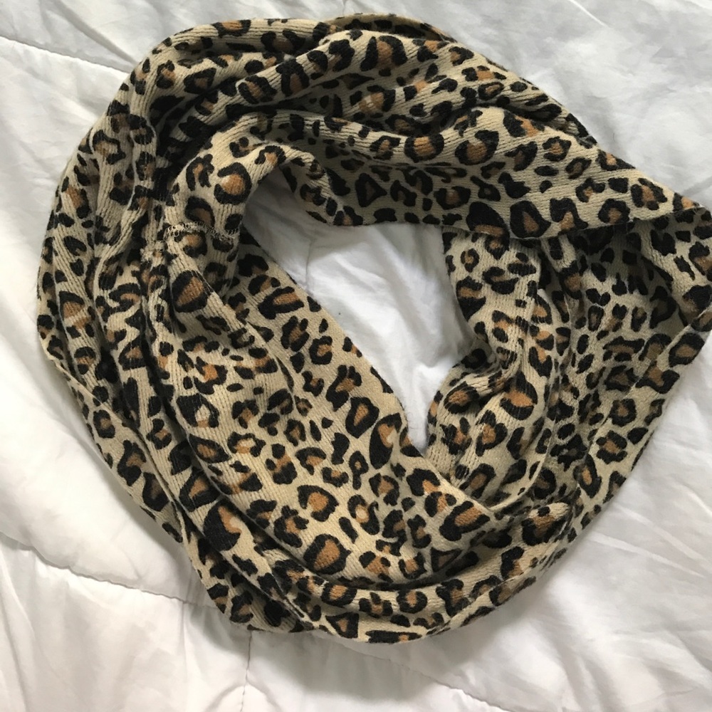 Infinity cheetah scarf