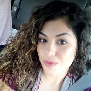 Meet your Posher, Ashlee