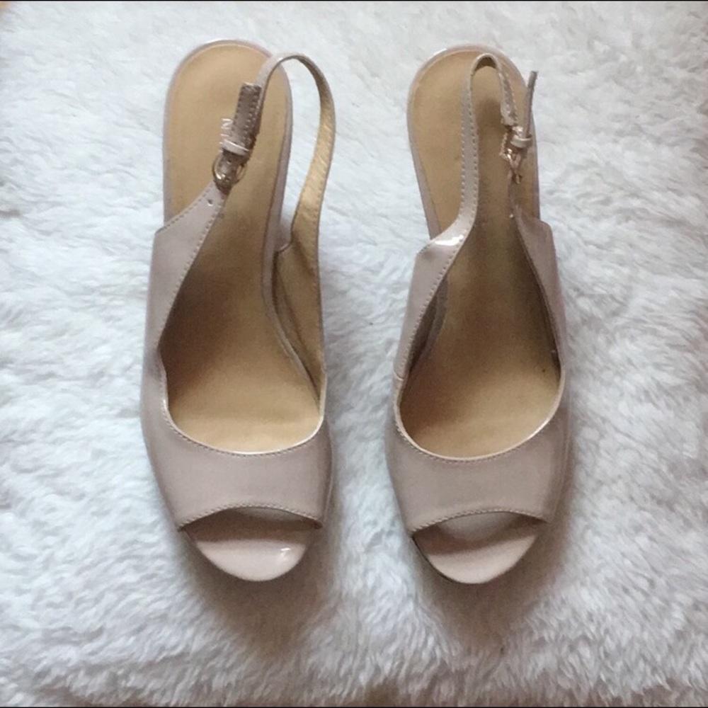 nine west slingback heels