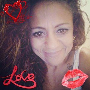 Meet your Posher, Cynthia