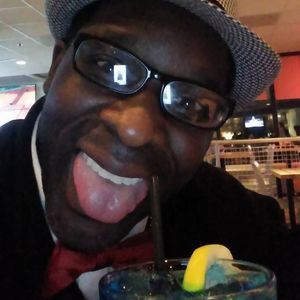 Meet your Posher, Burnis