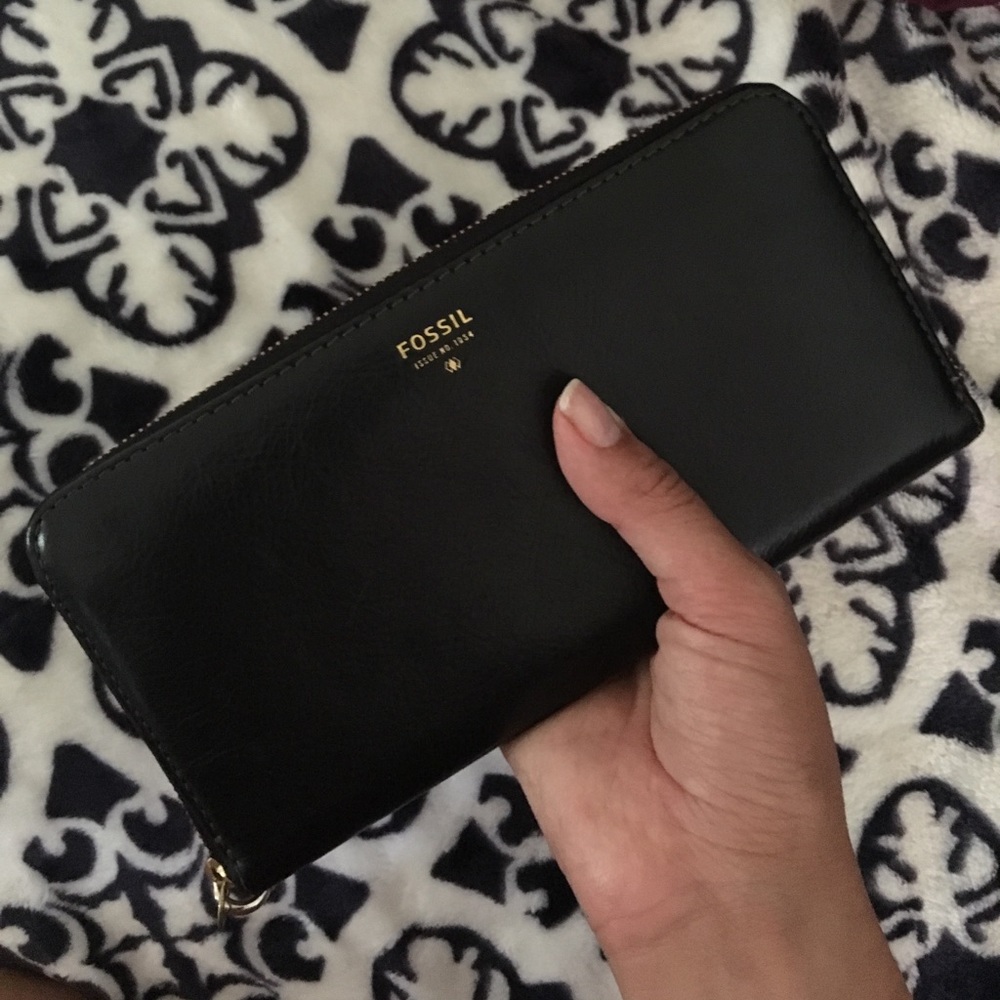 Black Clutch Wallet from Fossil