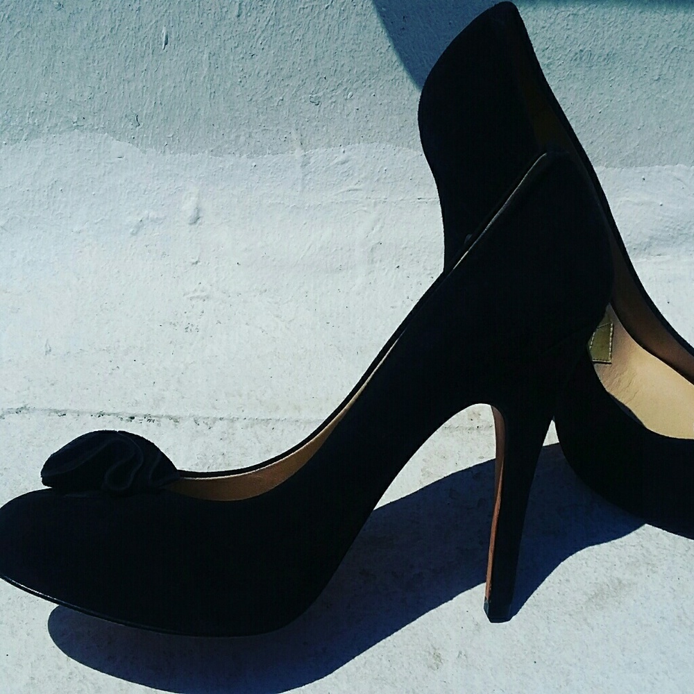 JOAN & DAVID BLACK SUEDE VALERIA PUMPS SZ 8.5 - Picture 6 of 8