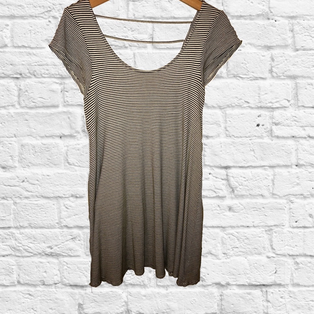 American Eagle 🦅Stripped Dress