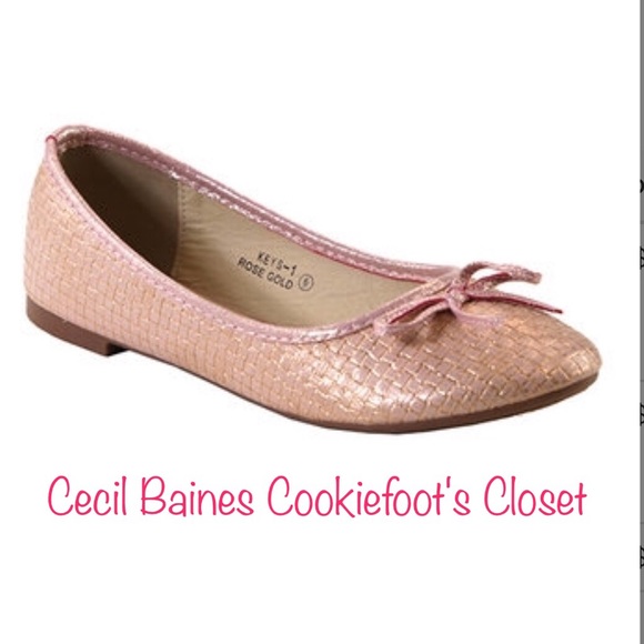 Rose Gold Key Flats- Still in the box - Picture 3 of 3