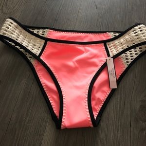 NWT Victoria's Secret medium crochet bikini bottom