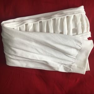 Stylish brand new white leggings