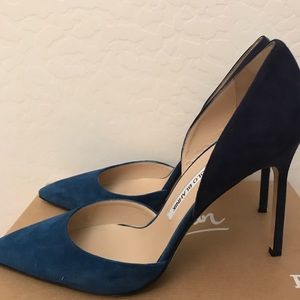 Manolo Blahnik sleek pumps
