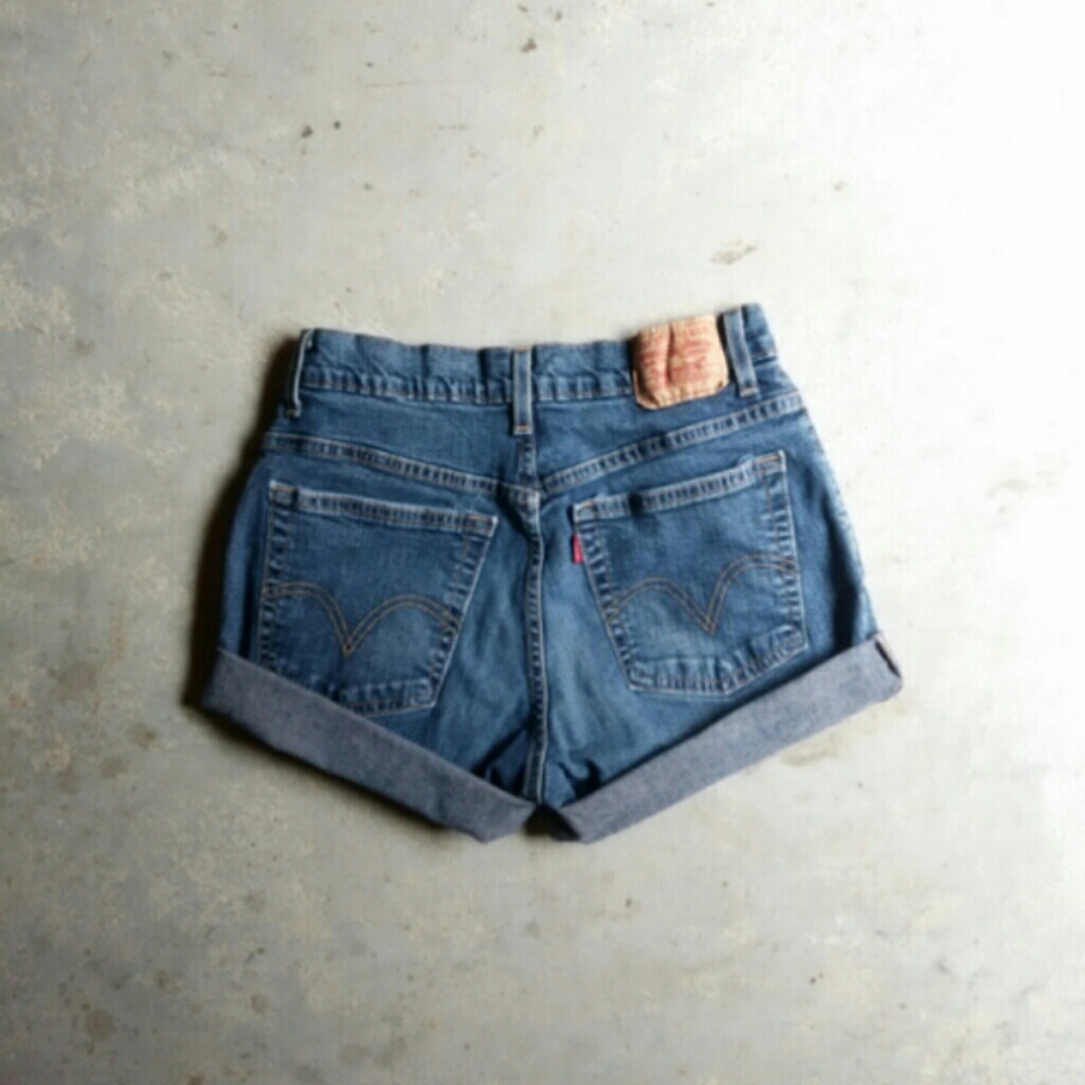 Levi's High Waist Mega Stretch Shorts