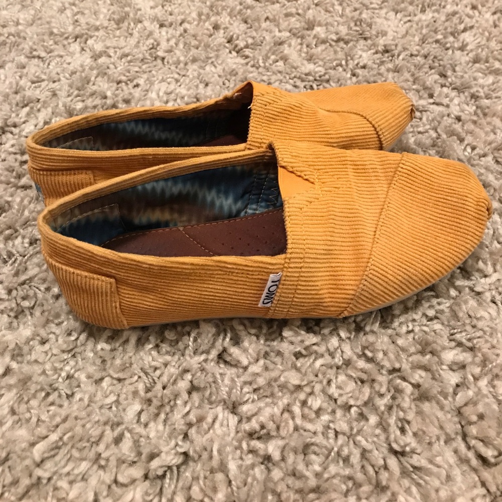 Mustard Yellow Corduroy Toms!