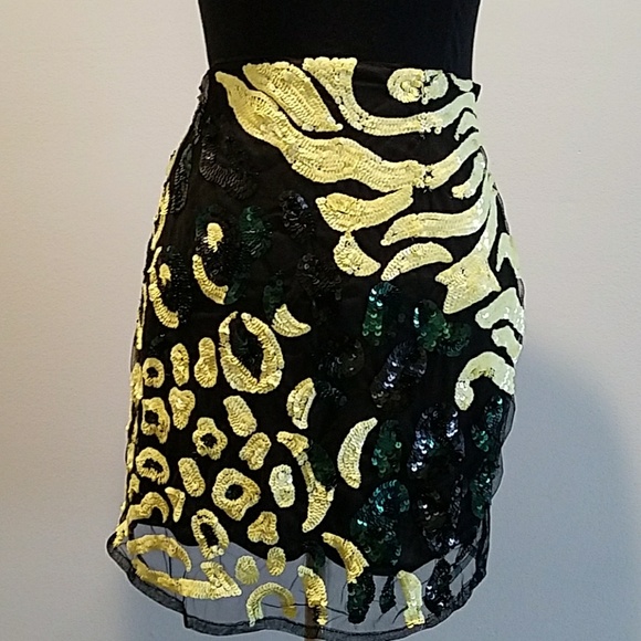 Leopard Squin Mini Skirt - Picture 2 of 4