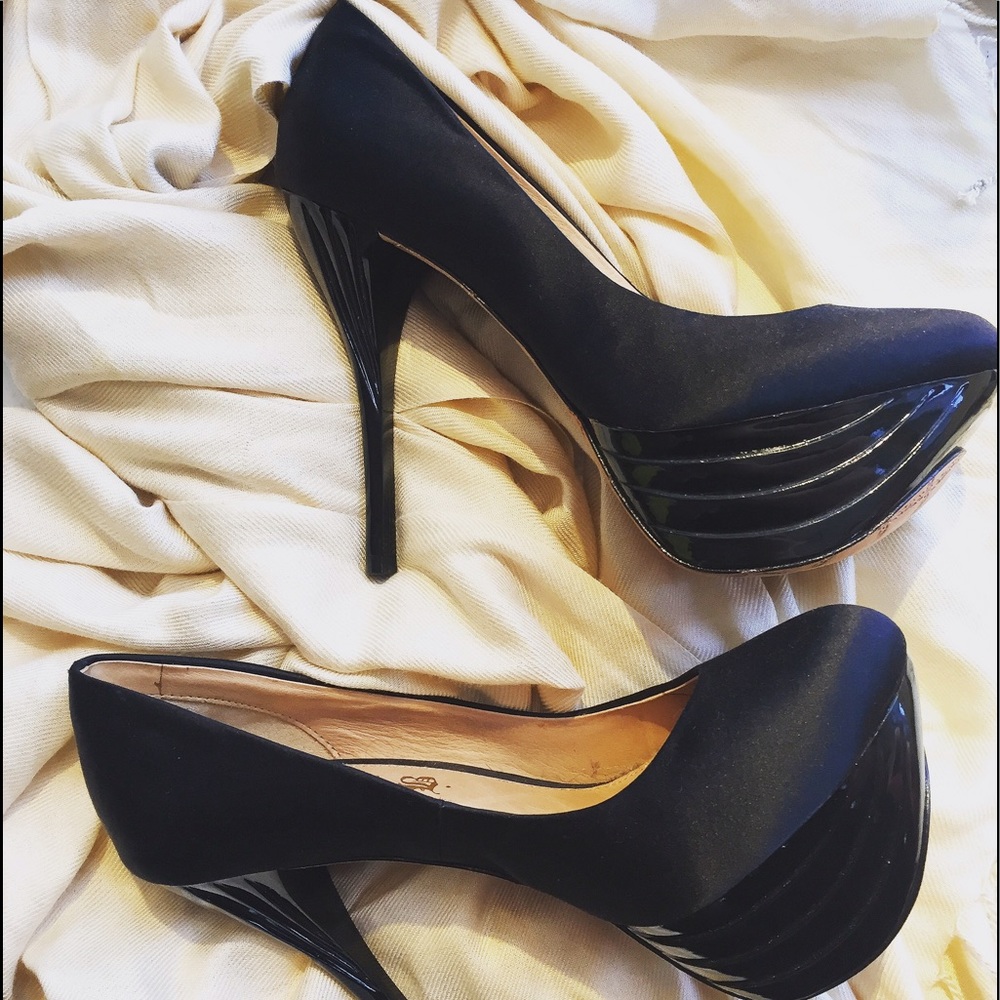 Black silk platform pumps