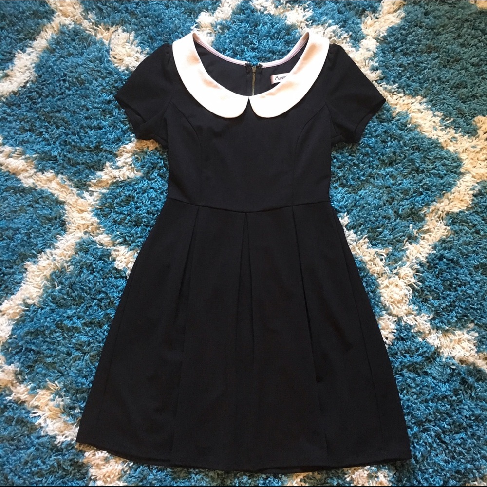 Classic Schoolgirl Dress with Peter Pan Collar