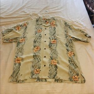 Tommy Bahama 100% silk Hawaiian Shirt